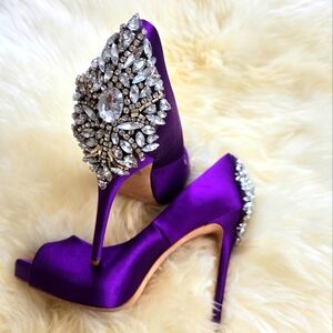 Badgley mischka purple jeweled pumps